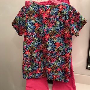 👩🏼‍⚕️🌺🌿 Scrub Set 👩🏼‍⚕️🌺🌿